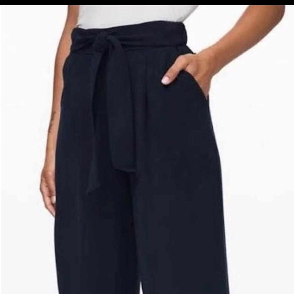 Lululemon belted pants